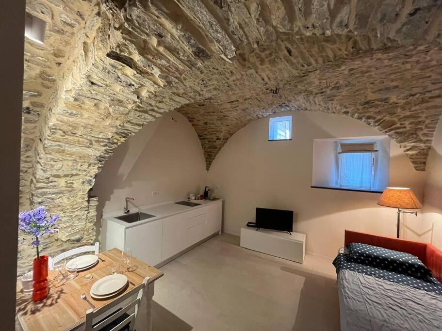 Studio Pietra E Charme Diano San Pietro Extérieur photo
